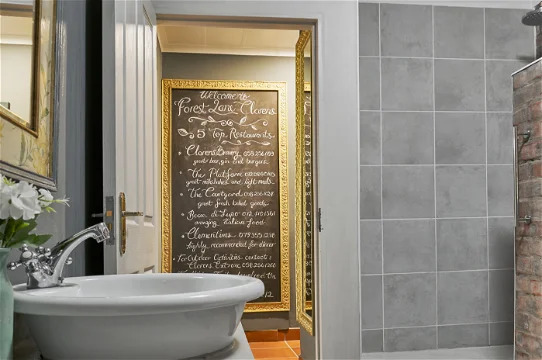 5 Bedroom Property for Sale in Clarens Free State